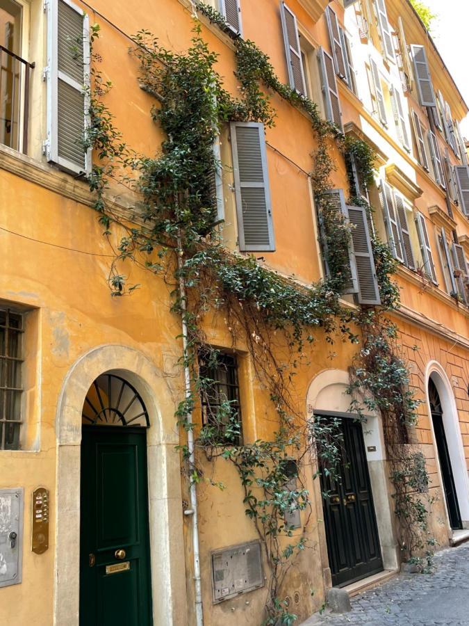 Regola Roma Exterior foto
